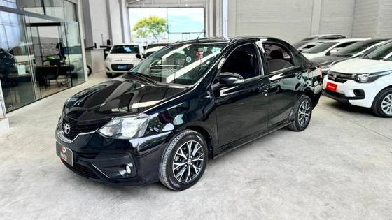 TOYOTA ETIOS 1.5 PLATINUM 16V FLEX 4P AUTOMÁTICO